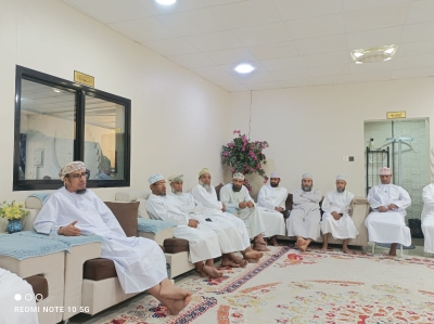 سلطنة عُمان – مناقشة تكامل الجهود الخيرية والتطوعية بولاية العوابي