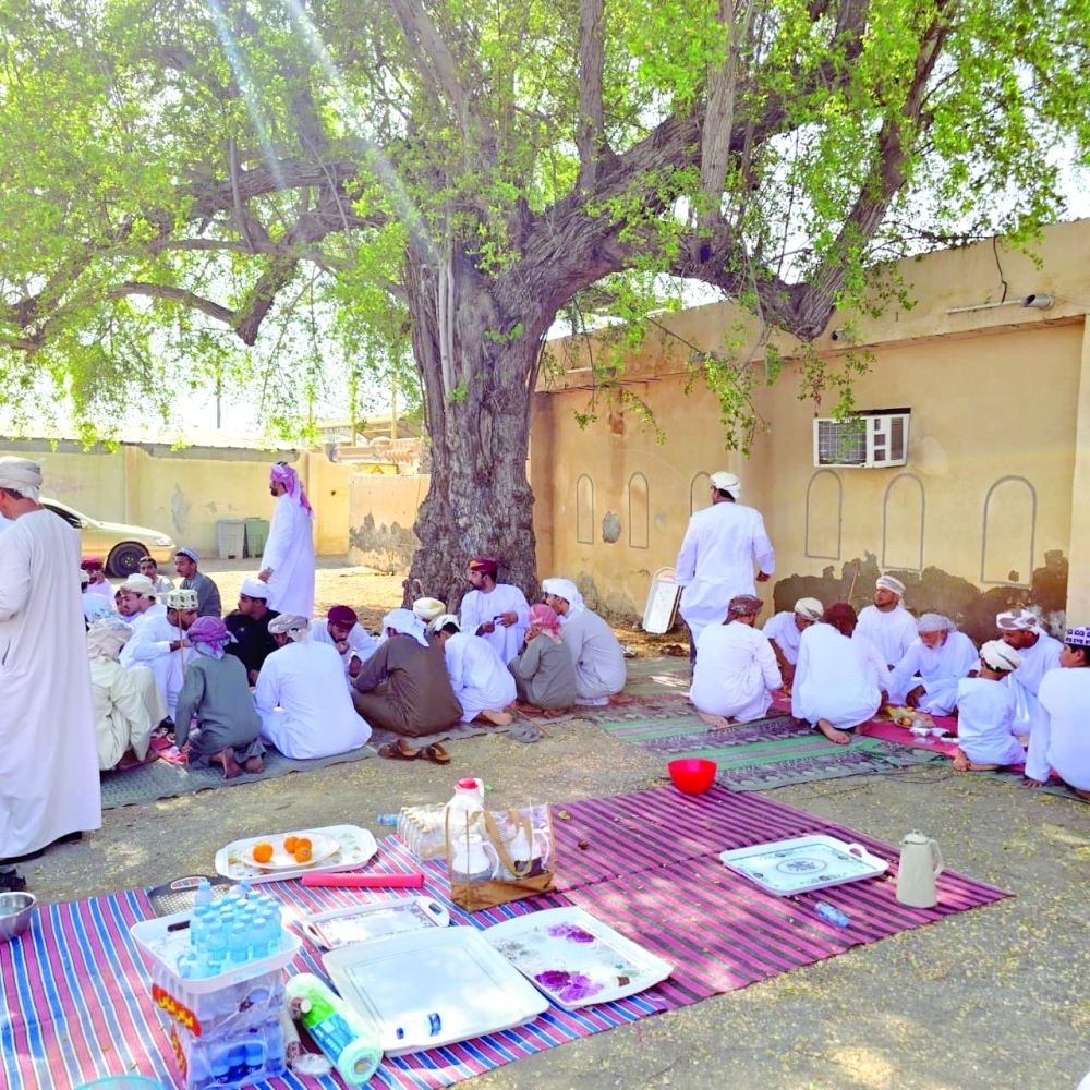 مظاهر تراثية واجتماعية تُجسّد فرحة عيد الأضحى في عدد من الولايات