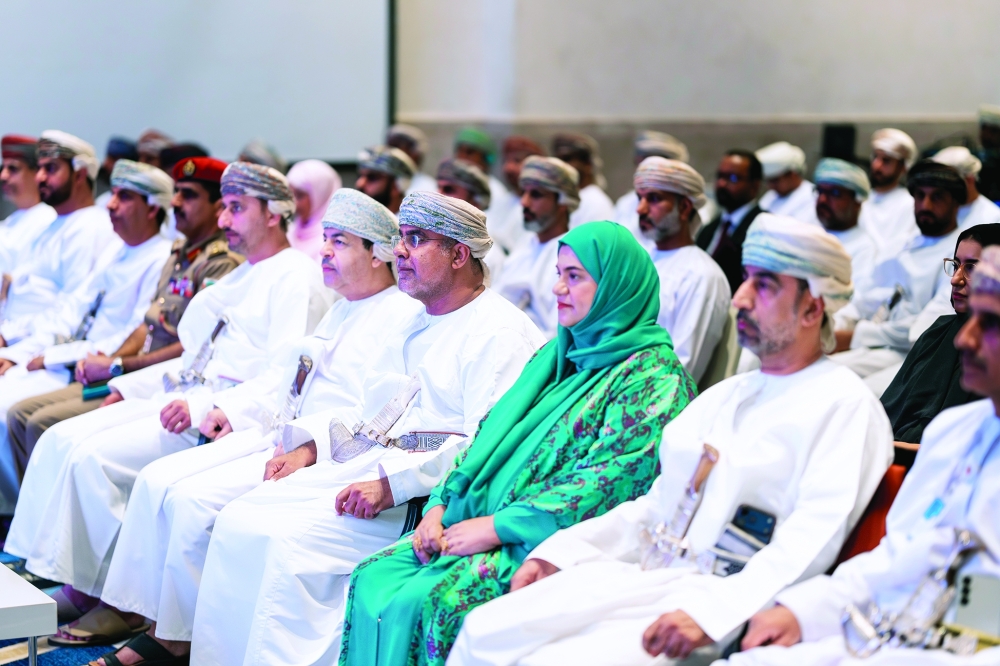 ندوة بصحار تناقش دور مؤسسات التعليم العالي في تحقيق المستهدف