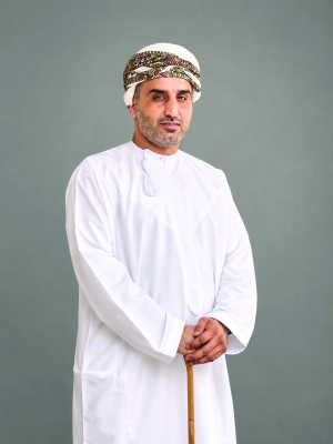 باحث عُماني يناقش بماليزيا أطروحة دكتوراه حول الإطار القانوني للشراكة بين القطاعين العام والخاص 