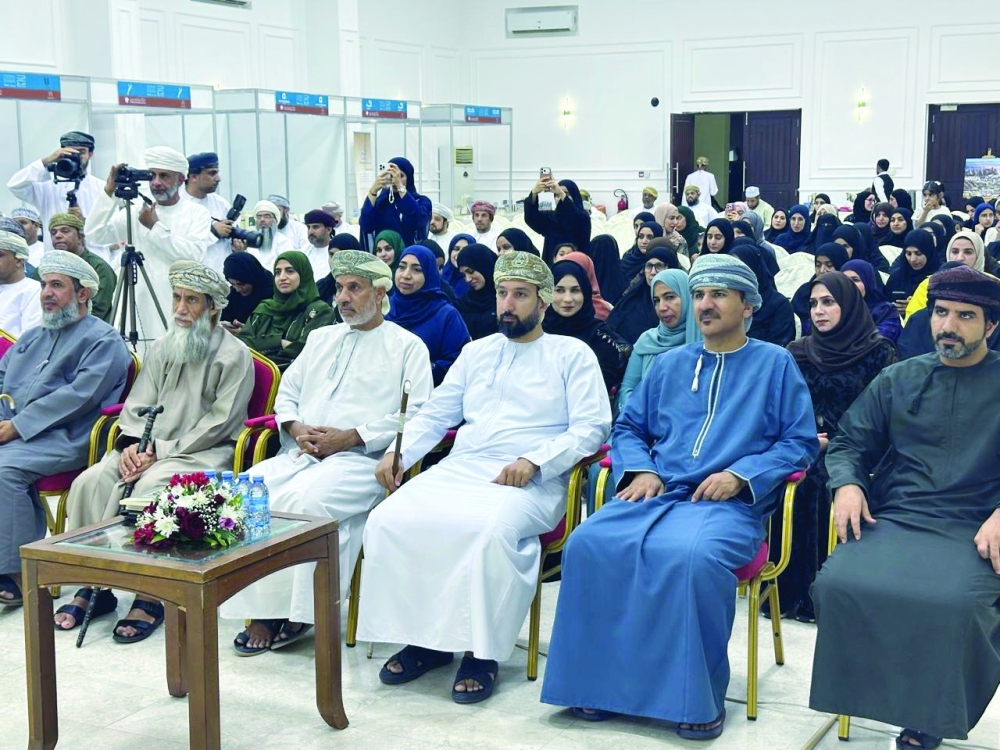 الملتقى الثقافي الرابع ببهلا يكرّم المشاركين في حفل استعرض أبرز محطاته