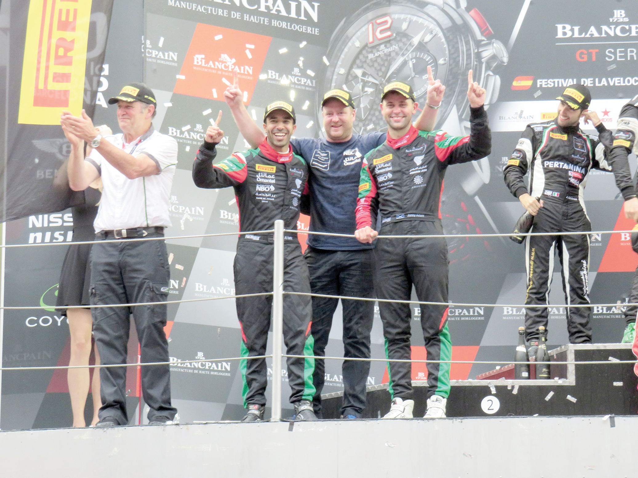 تتويج الفريق بلقب البطولة