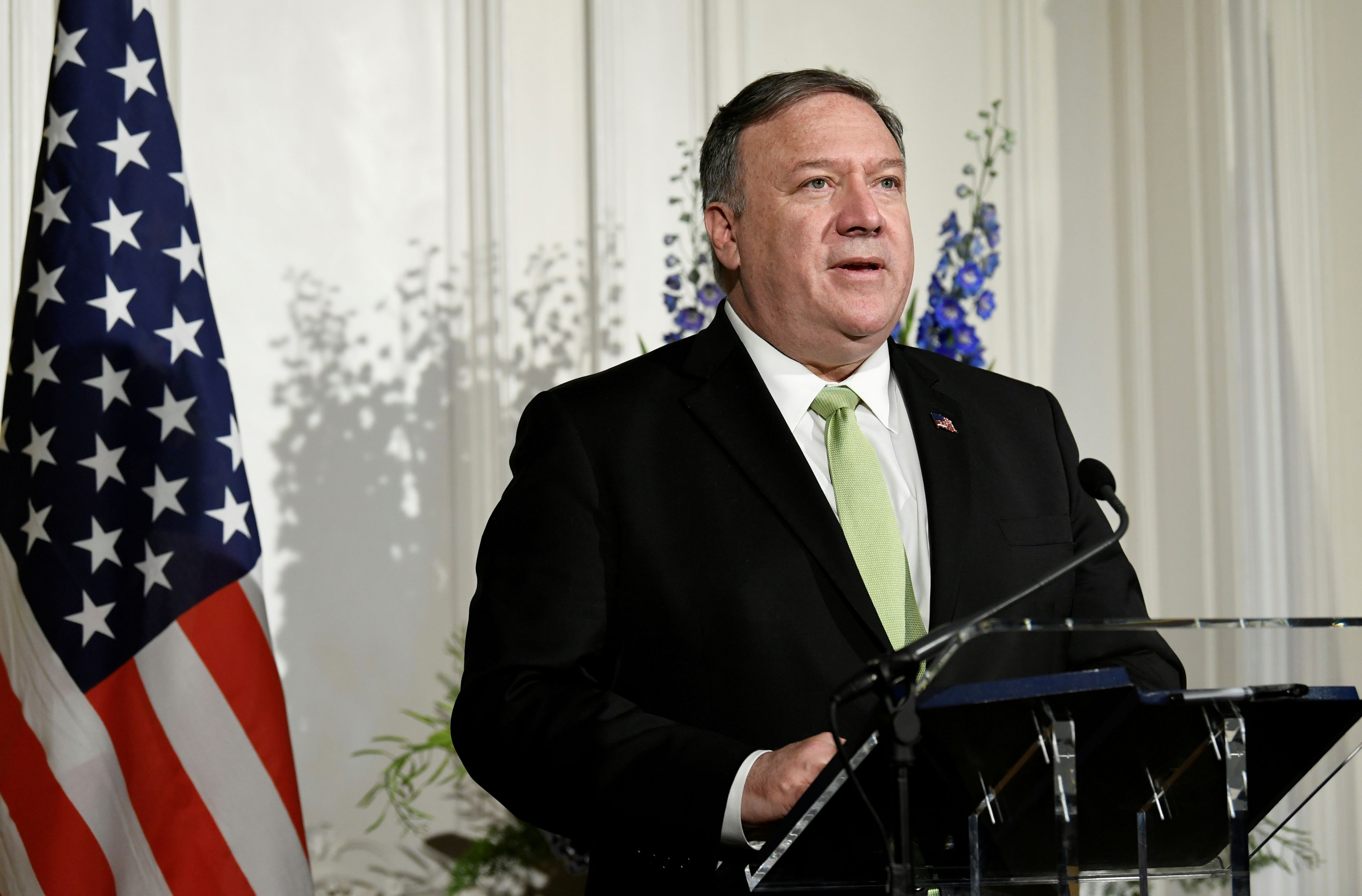FILE PHOTO: U.S. Secretary of State Mike Pompeo and Dutch Foreign Minister Stef Blok hold a joint news conference in The Hague