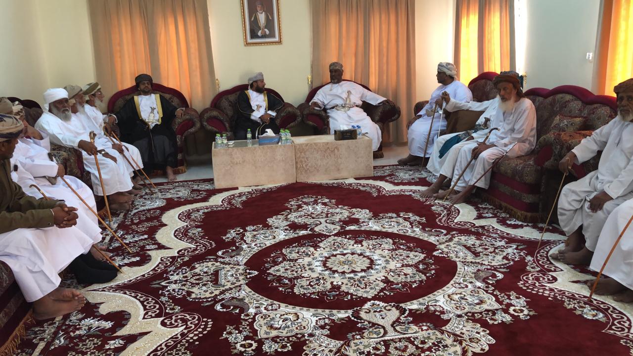 أهالي-ولاية-شليم-يقدمون-التعازي