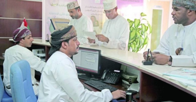 202-ألف-و186-عمانيًا-بصناديق-تقاعد-القطاع-العام-بنهاية-مارس-الماضي