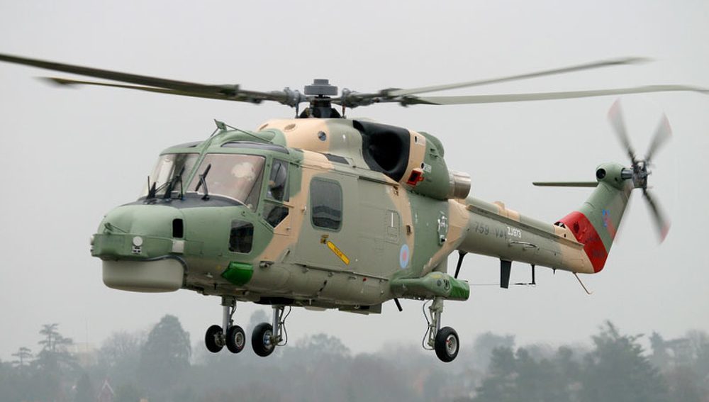 img-سلاح-الجو-السلطاني-العماني-يقوم-بعملية-إخلاء-طبي-e1590660482102